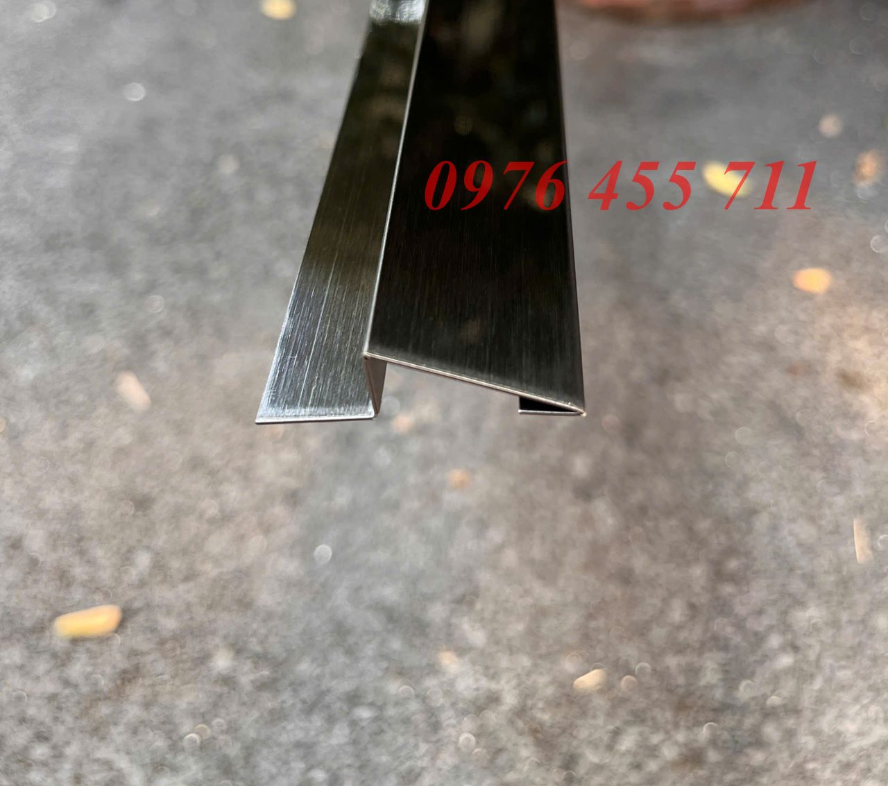 Nẹp inox chênh cốt sàn